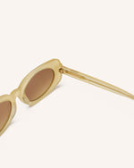 PINEAPPLE / COCONUT FLASH